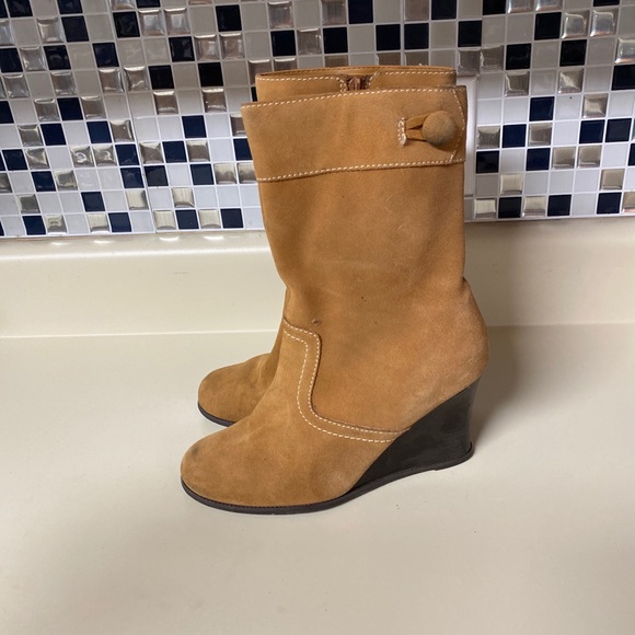 Yellow Box Womens Suede Dime Boots Size 8.5 Wedge - Picture 5 of 7